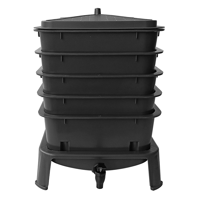 Wytrzymały kompostownik na rob – Compost Bin recenzja i cena